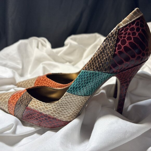 Delicious Multicolor Snakeskin Print Pointed Toe Stiletto Heels – Size 8.5 - Picture 5 of 8